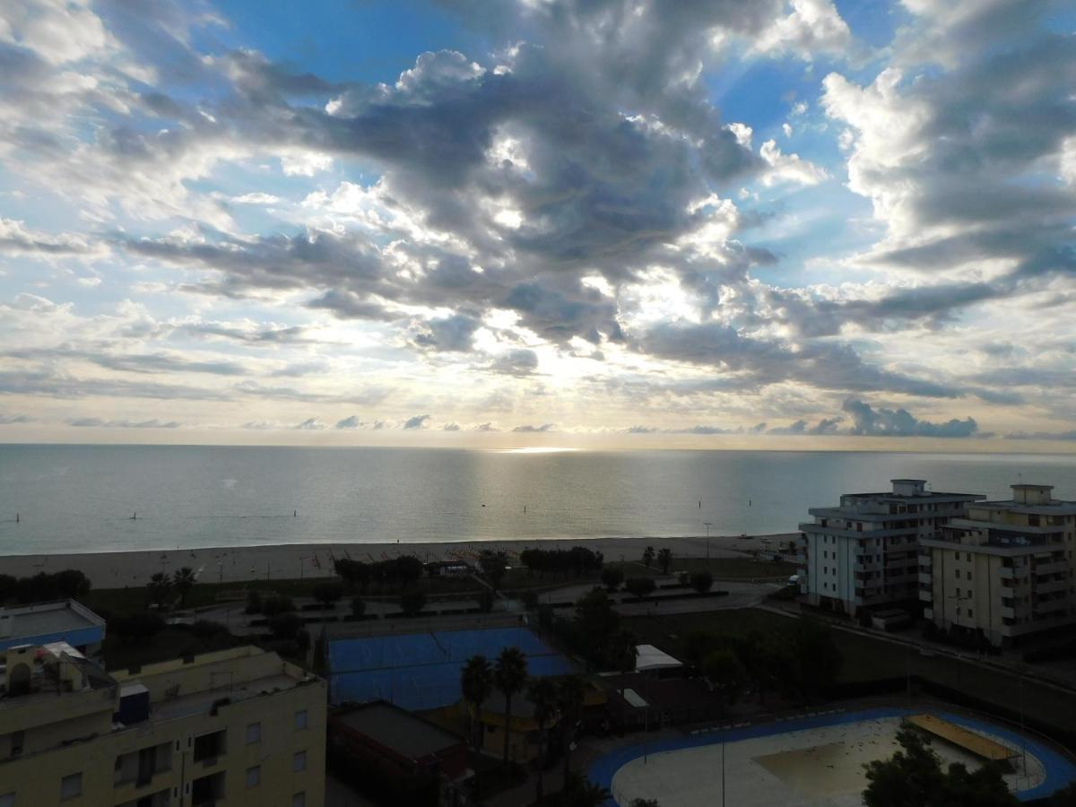 Punto Di Osservazione Lido di Fermo Dış mekan fotoğraf